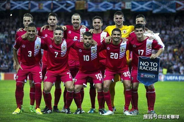 朱芳雨：想问问王哲林的情况 他把我微信删了